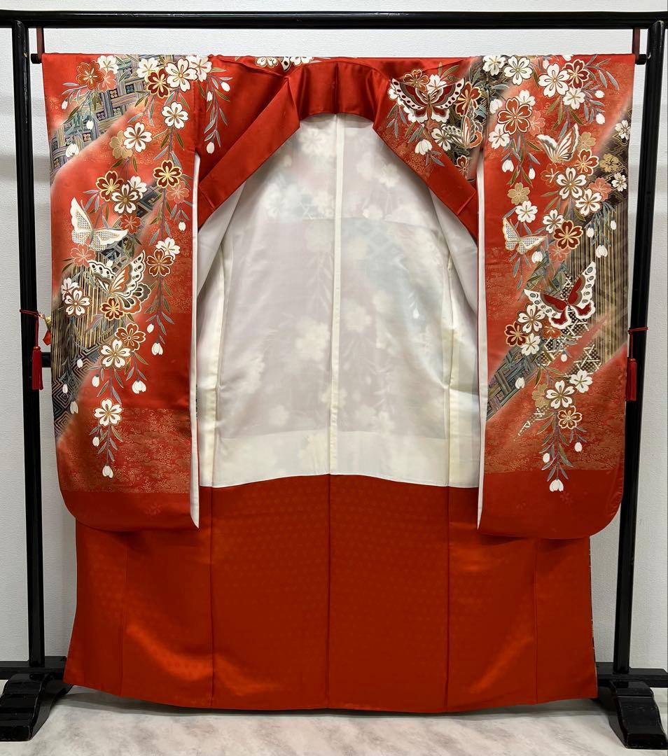振り袖　フルセット　長襦袢付　成人式　結婚式　赤　金彩加工　刺繍入り　817