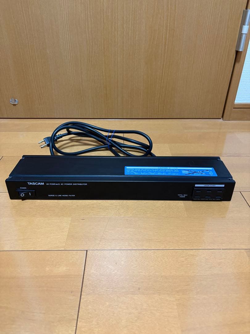 TASCAM AV-P25R MKII ACパワーディストリビューター
