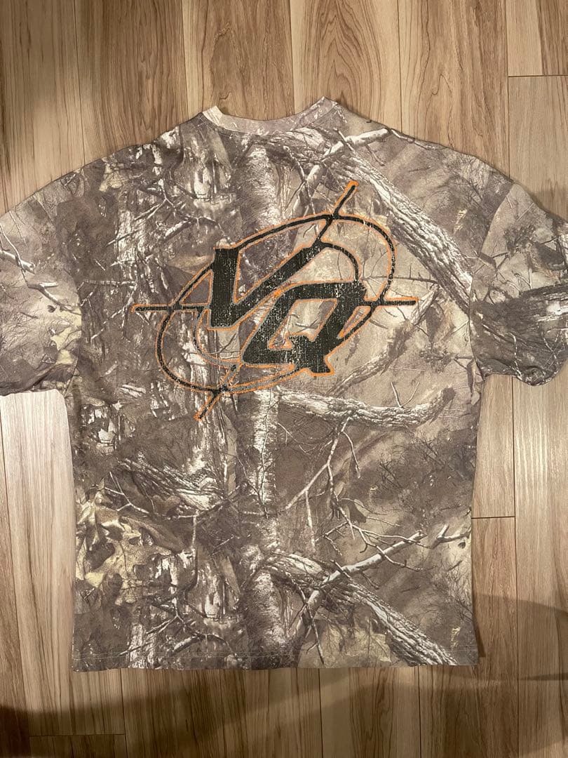 トップス VANQUISH FITNESS CAMO STONE OVERSIZED T