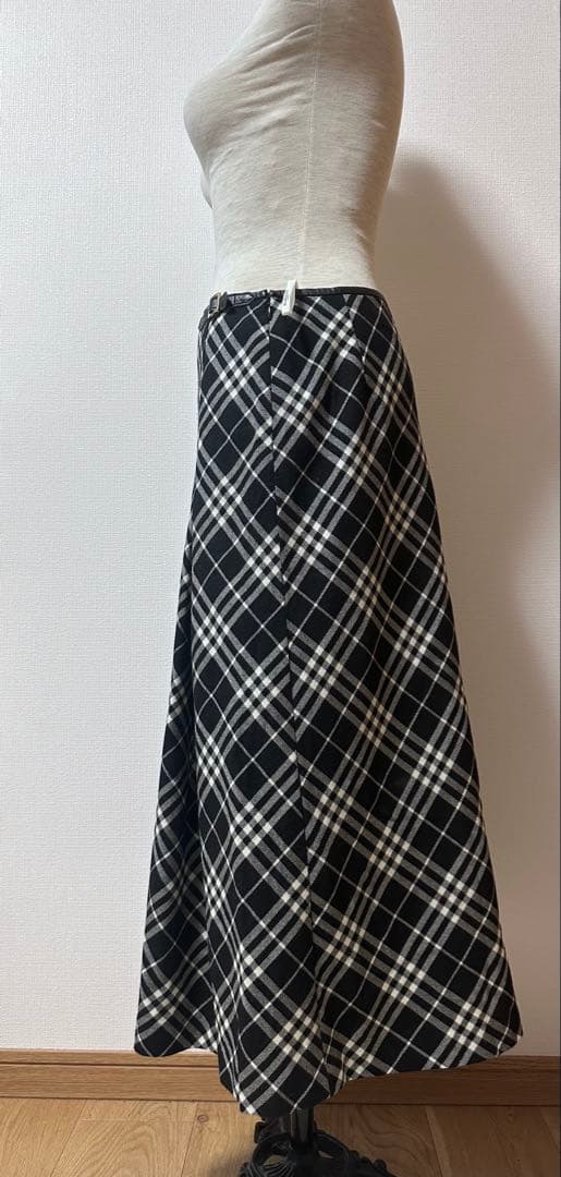 BURBERRY LONDON XL 大きいサイズ ブラックチェック スカート