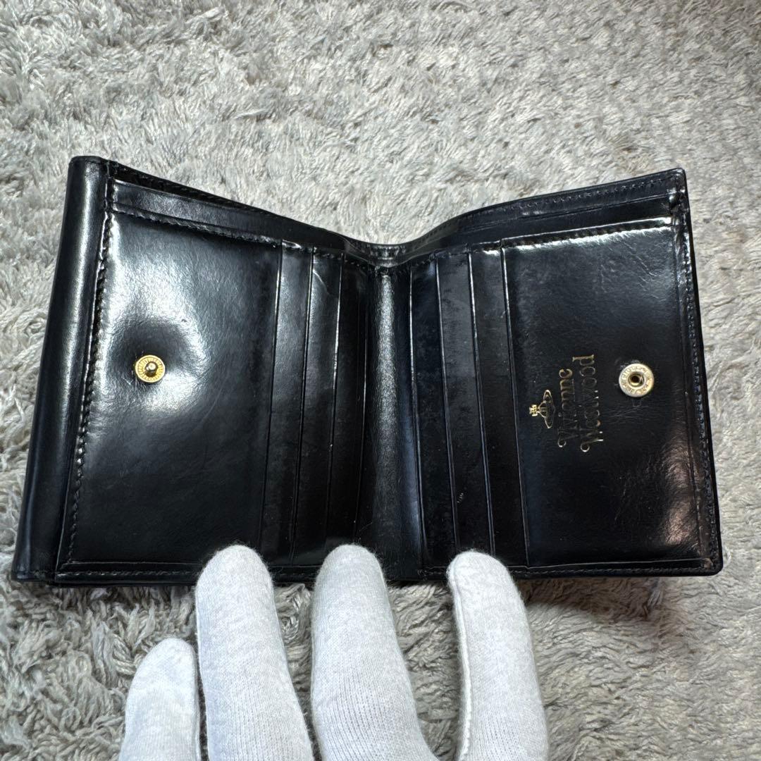 Vivienne Westwood ヴィヴィアンウエストウッド 二つ折り財布