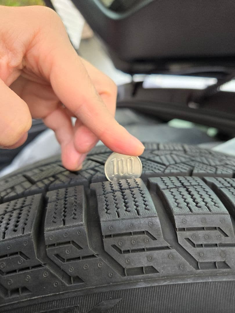 BYD ATTO3 【PIRELLI】 スタッドレス18インチ 4本価格