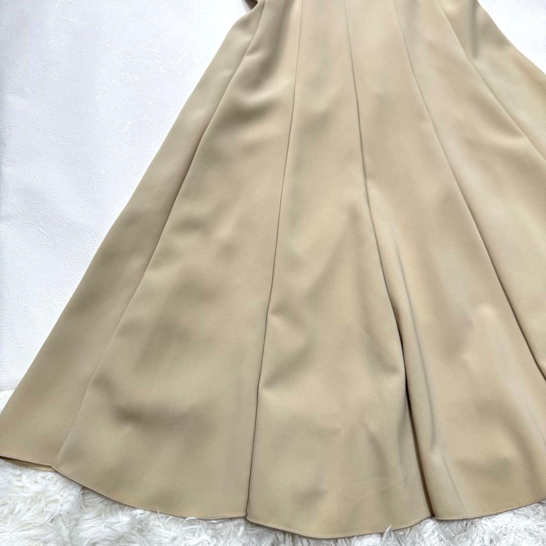 René basic フレア 大人 ワンピース 34 美シルエット ベージュ