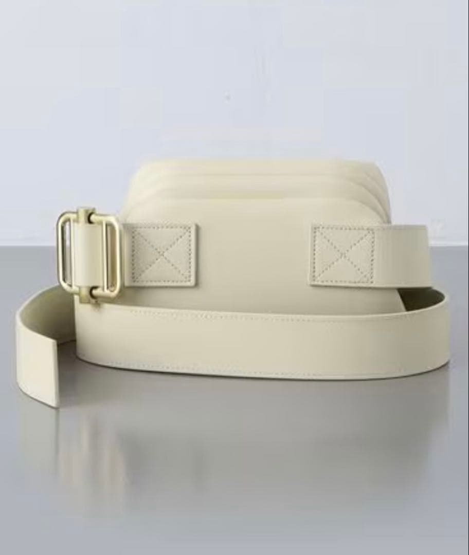OSOI オソイ ピーキャンブロット ボディバッグ PECAN BROT BAG