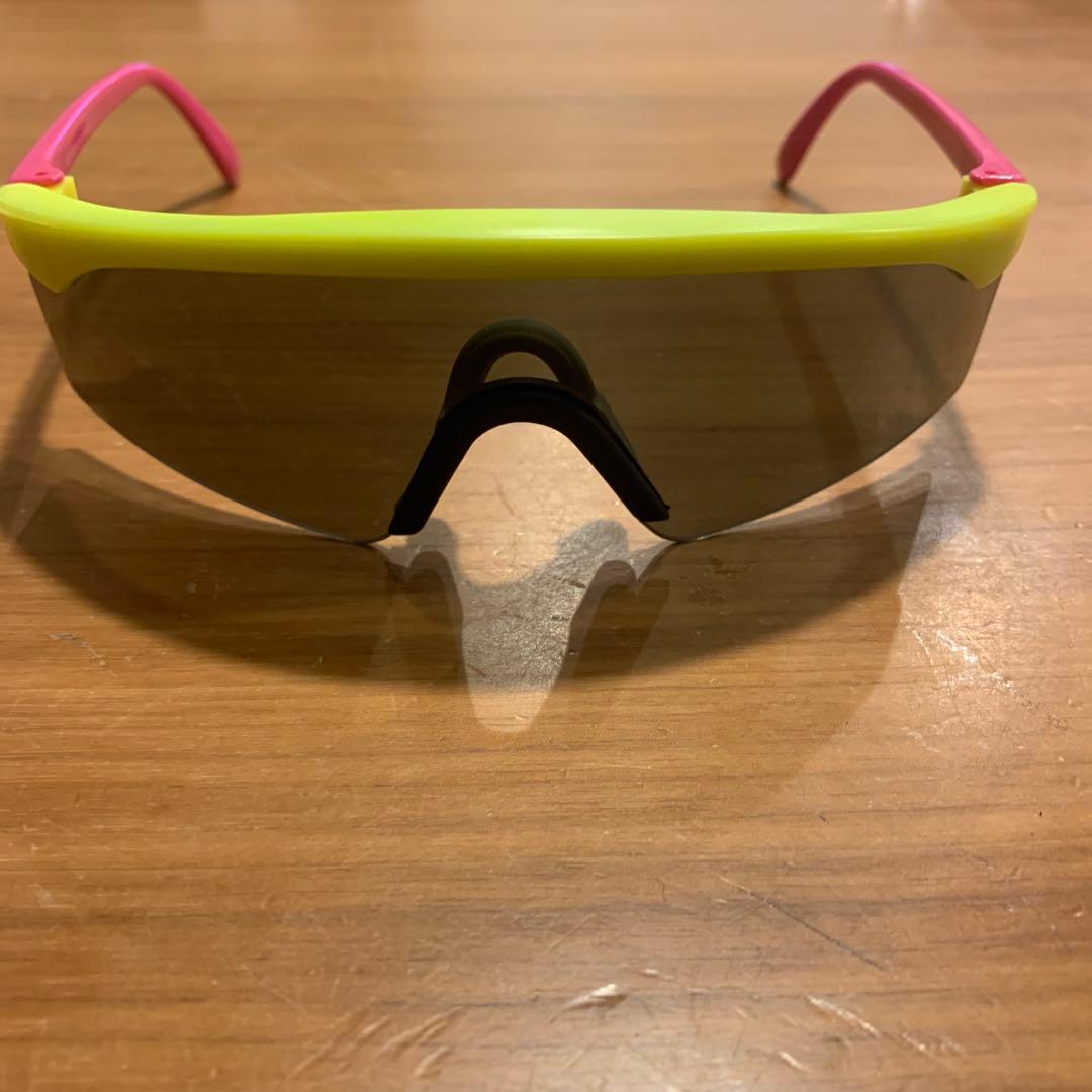 小物 OAKLEY razorblades made in usa