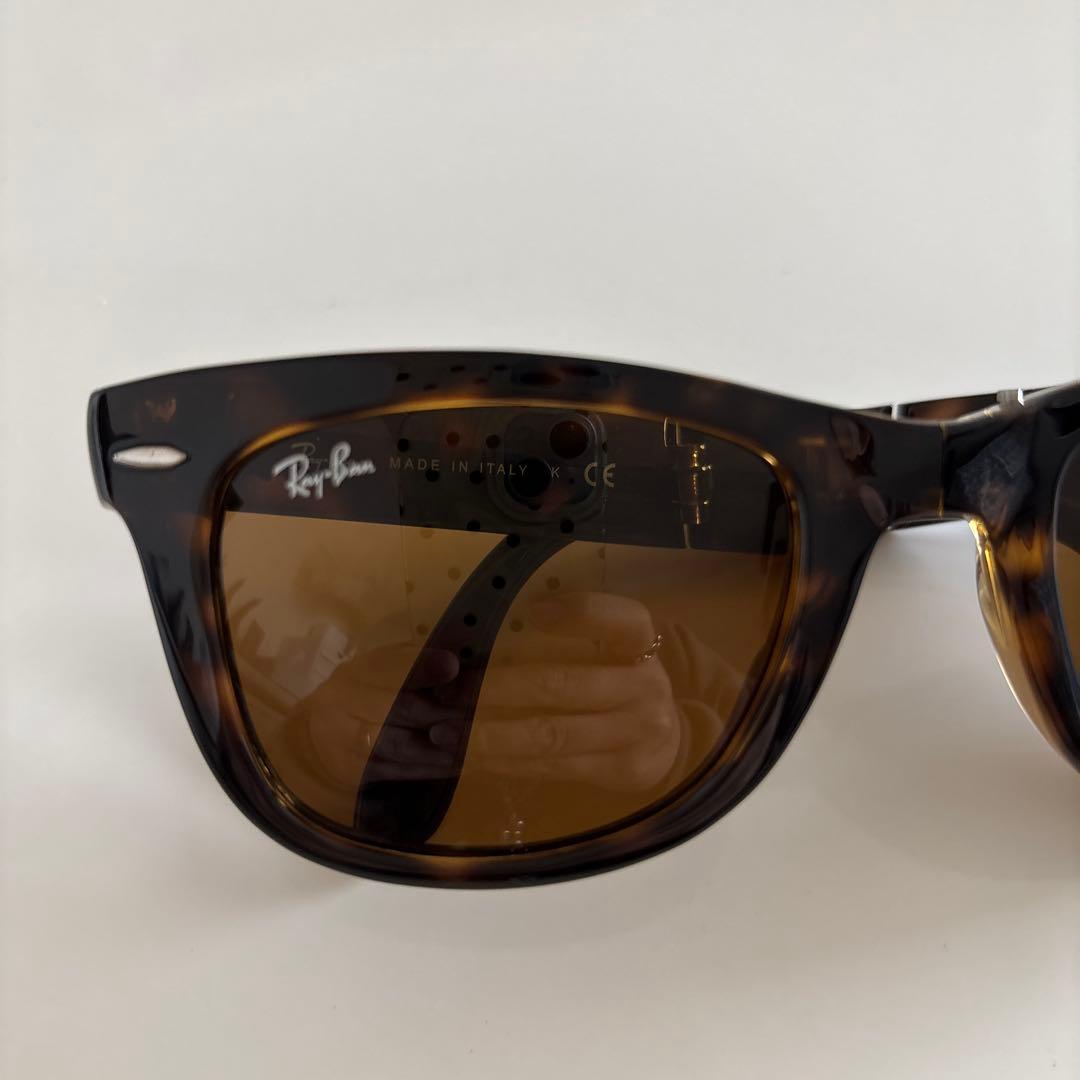 Ray-Ban Wayfarer サングラス BR4105