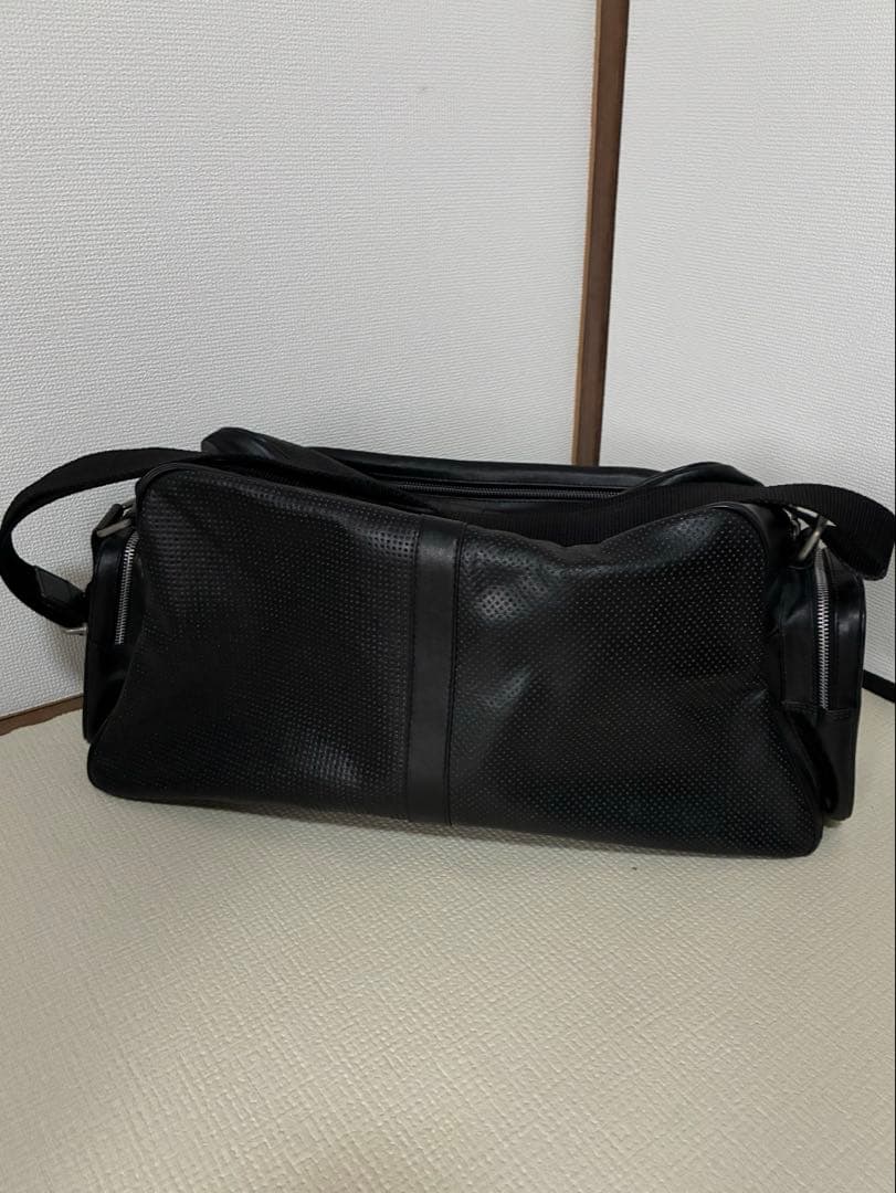 ZARA パンチングレザー　ボストンバッグ