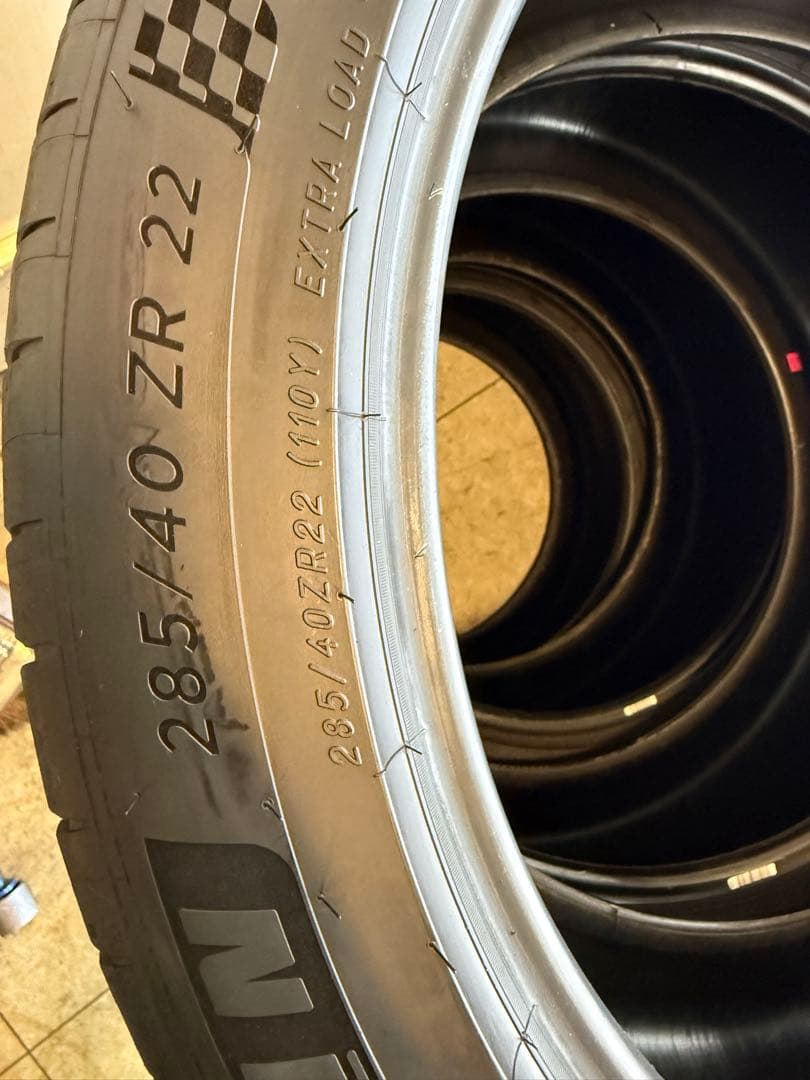 新車外し タイヤ ミシュラン 285/40R22 325/35R22 MOタイヤ