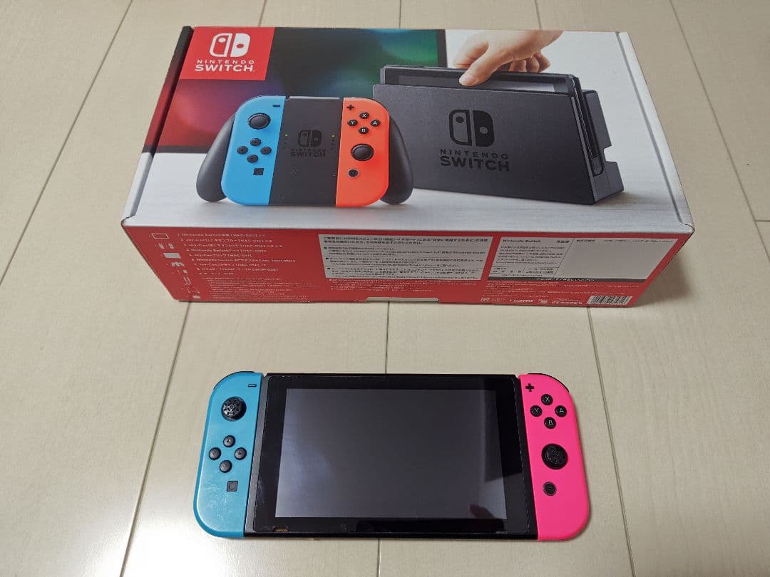 Nintendo Switch 本体 青とピンク Joy-Con
