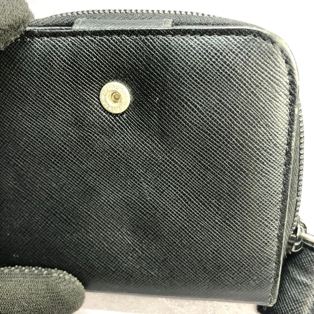 PRADA プラダ サフィアーノレザー 三角ロゴ コンパクトジップ 二つ折り財布