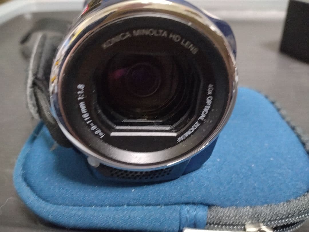 JVC Everio GZ-HM670ビデオカメラおまけバッテリー充電器