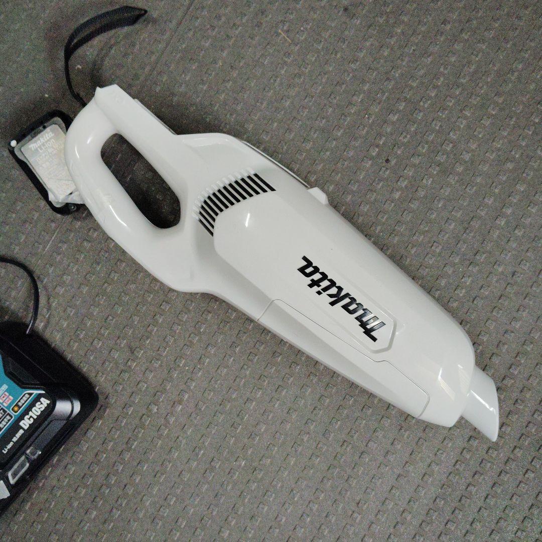 値下げ　マキタ 掃除機　　②
