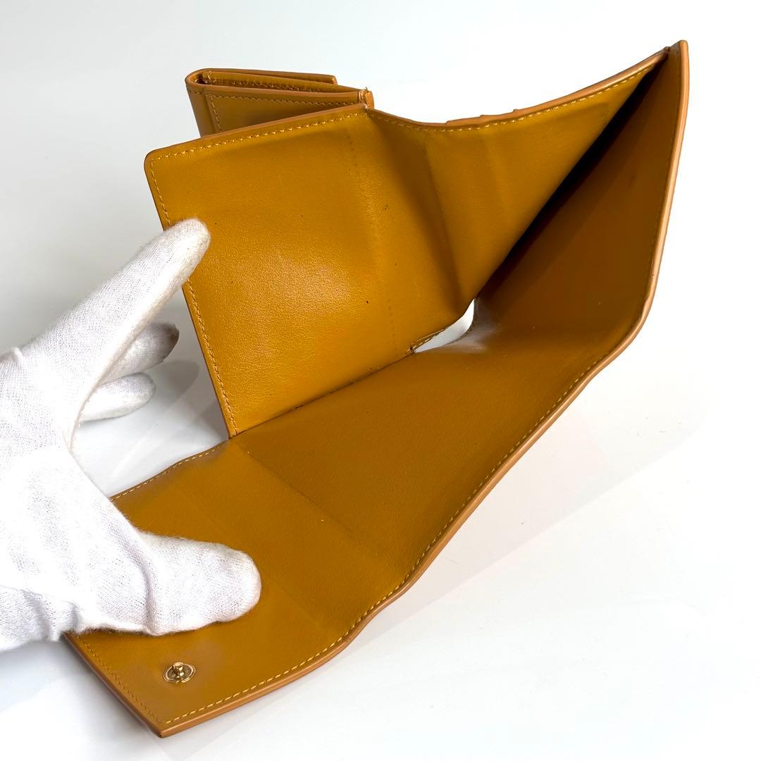 美品 セリーヌ スモール トリフォールド ウォレット 三つ折り財布 イエロー