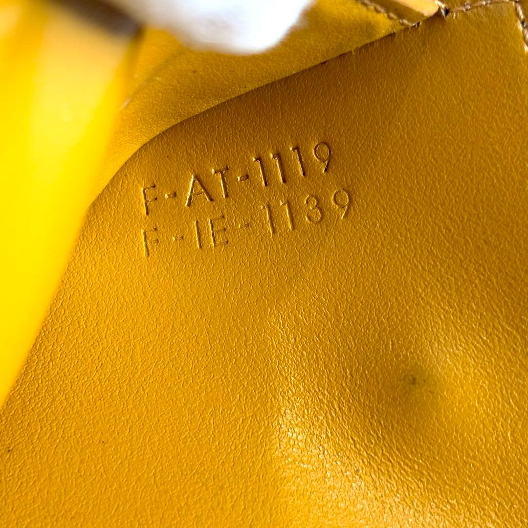 美品 セリーヌ スモール トリフォールド ウォレット 三つ折り財布 イエロー