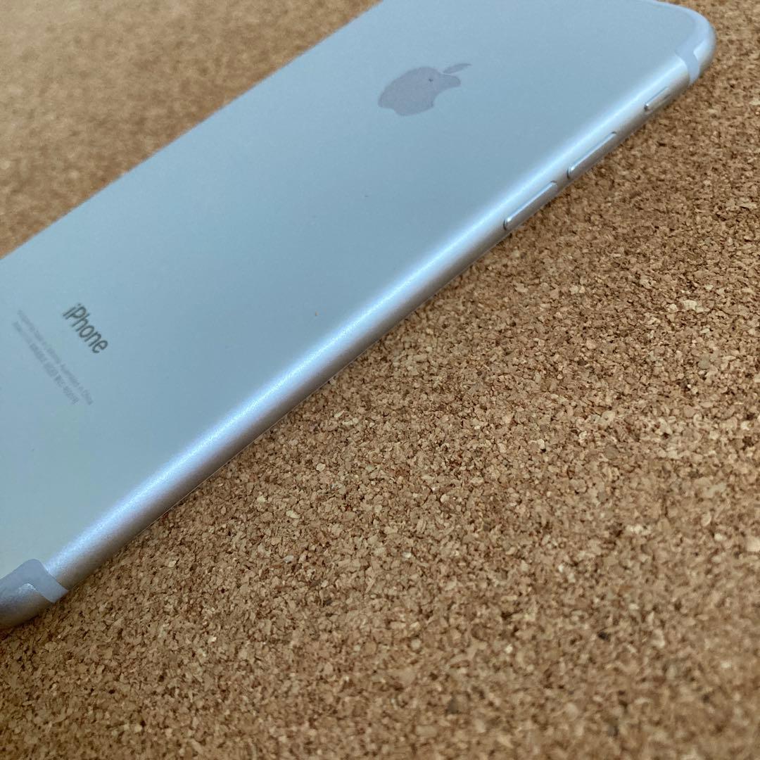 875【早い者勝ち】電池最良好☆iPhone7 128GB SIMフリー☆