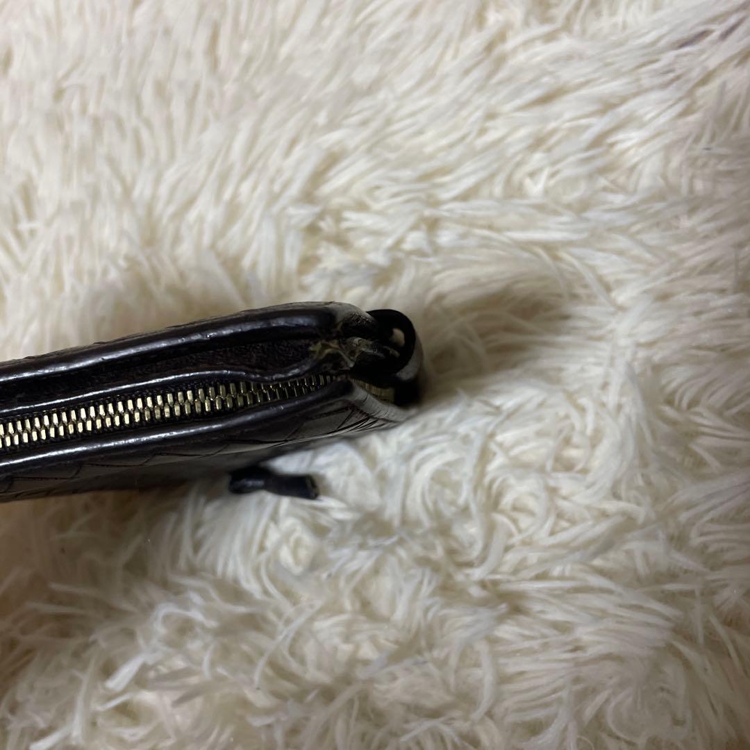 ボッテガヴェネタ　折り財布　ダークブラウン　イントレチャート　ラウンドファスナー