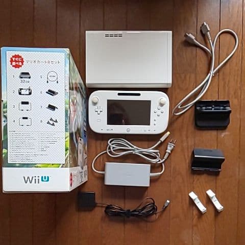 Wii U   すぐに遊べる！初期化済