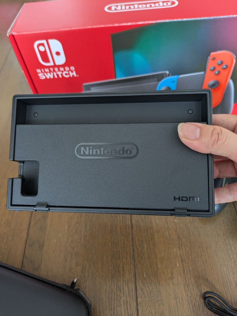 Nintendo Switch 本体　★プロコントローラー付★キャリングケース付