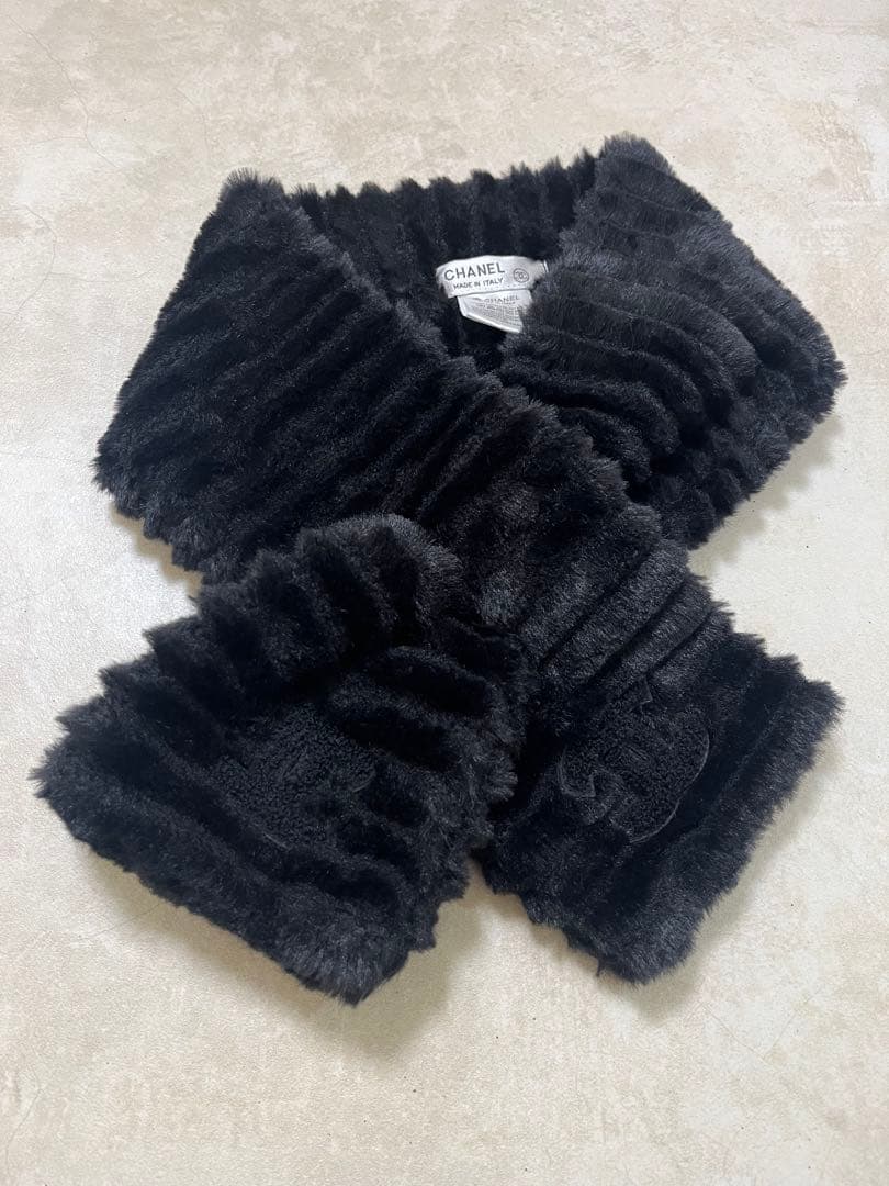 【タイムセール】CHANEL ブラックファー マフラー