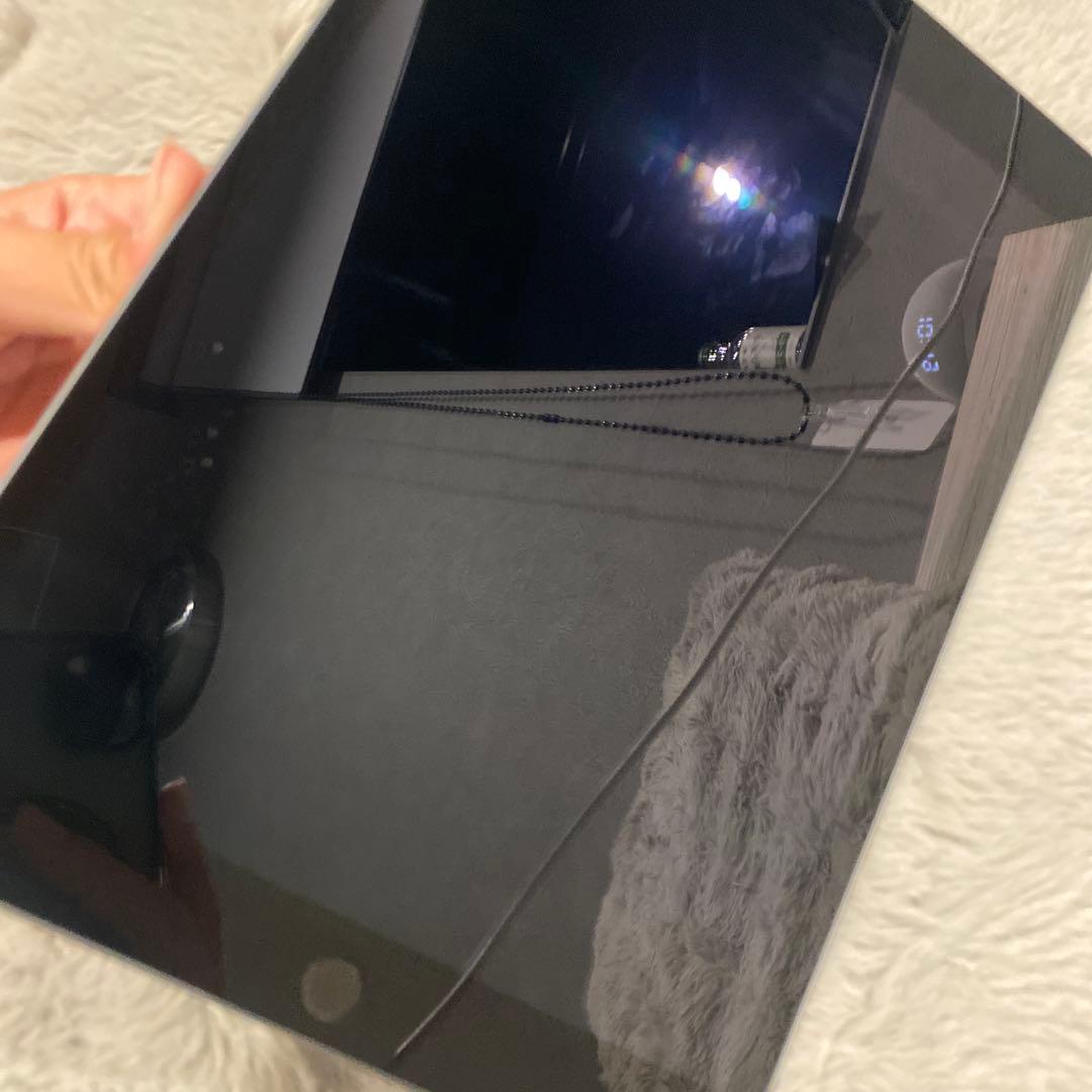 Apple iPad第7世代 スペースグレー 本体