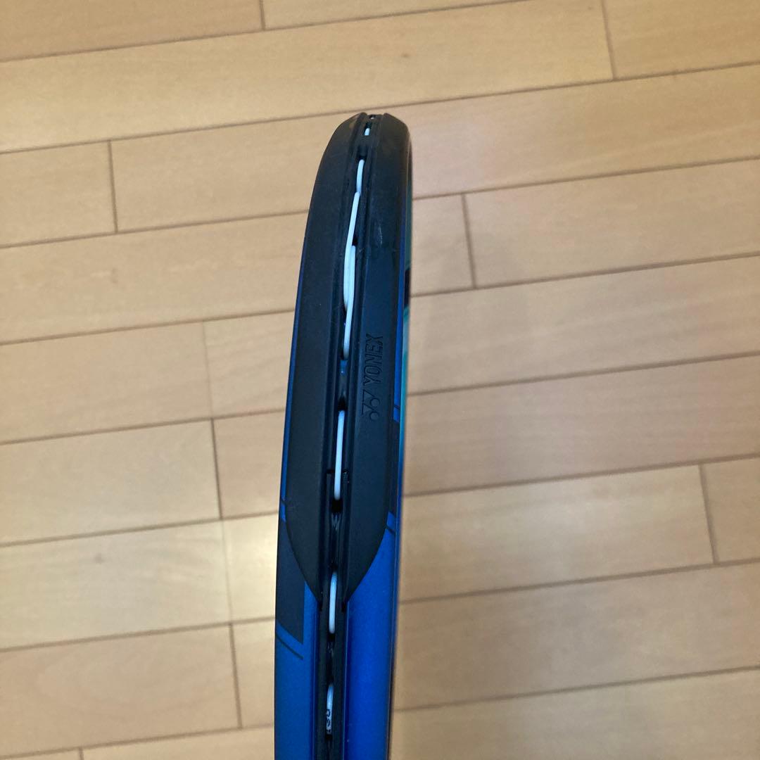 美品‼︎YONEX EZONE 100 ⭐︎ 2022年モデル⭐︎ グリップサイズ3