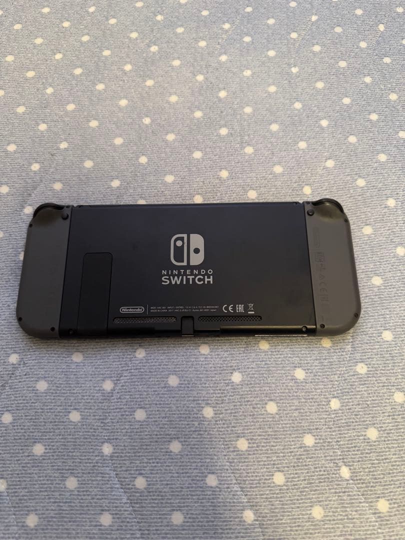 Nintendo Switch 本体 + 付属品　箱無し