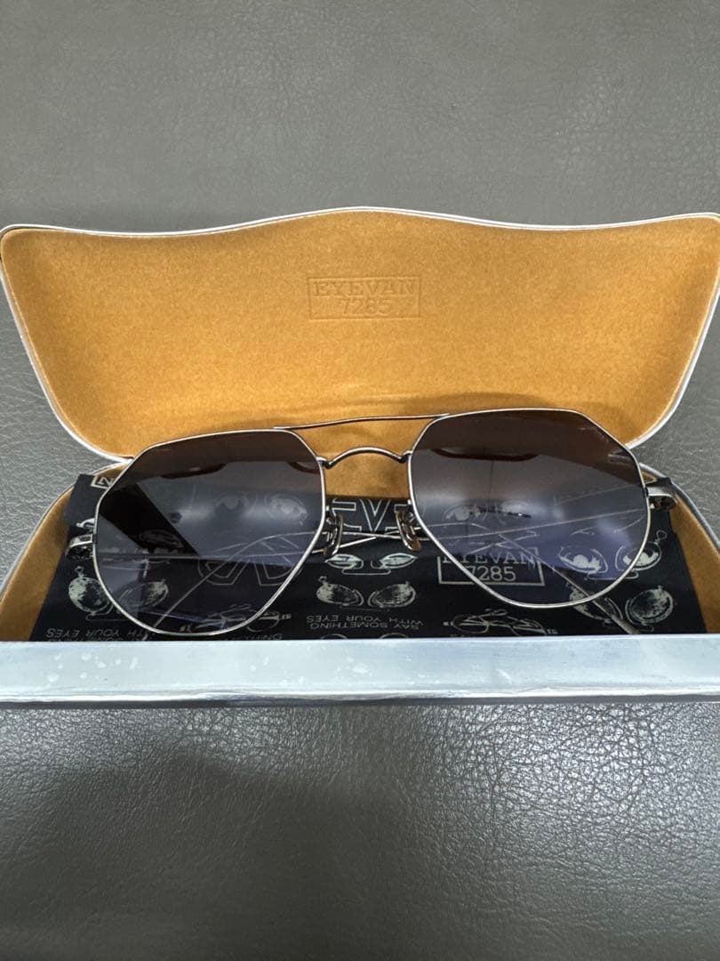 Eyevan 7285 サングラス