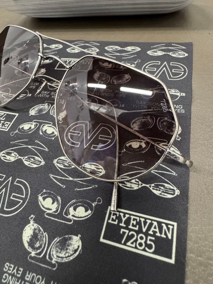 Eyevan 7285 サングラス