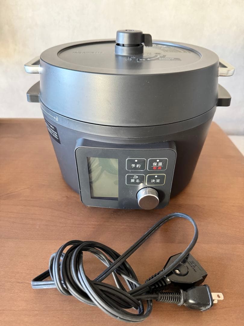 ☆ 《アイリスオーヤマ》電気圧力鍋　4.0L ブラック KPC-MA4-B
