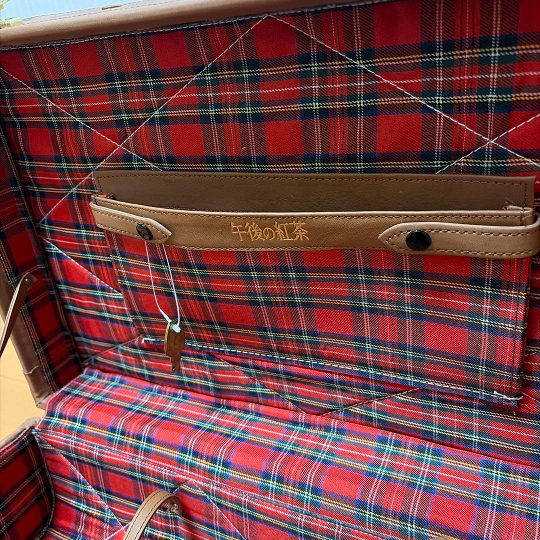 【希少・外箱付】午後の紅茶 コイズミトランク 当選品 本革仕様 未使用品