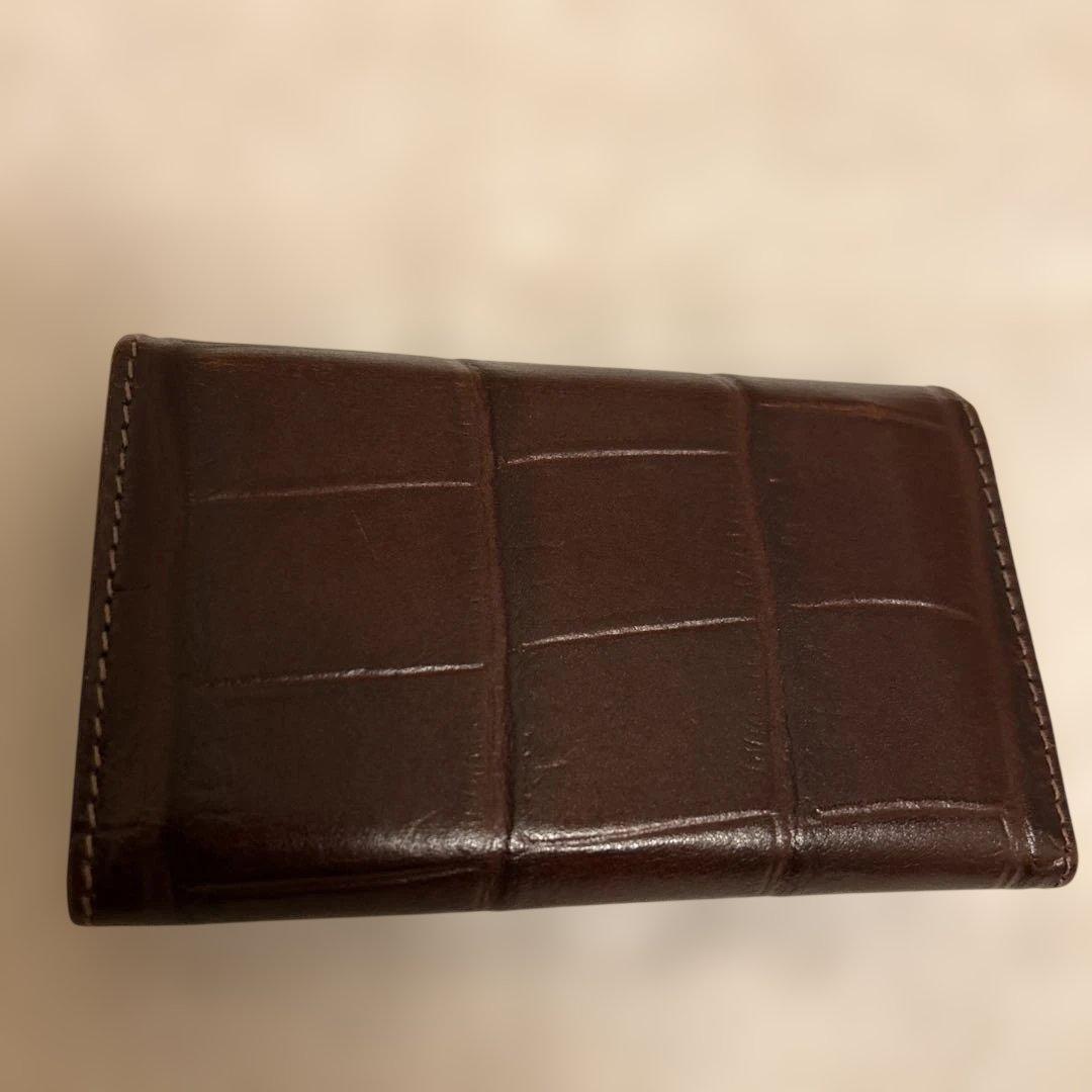 IL BISONTE クロコ型押し　名刺入れ　コンパクト財布