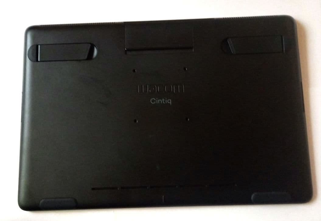 Wacom Cintiq 16 液晶ペンタブレット