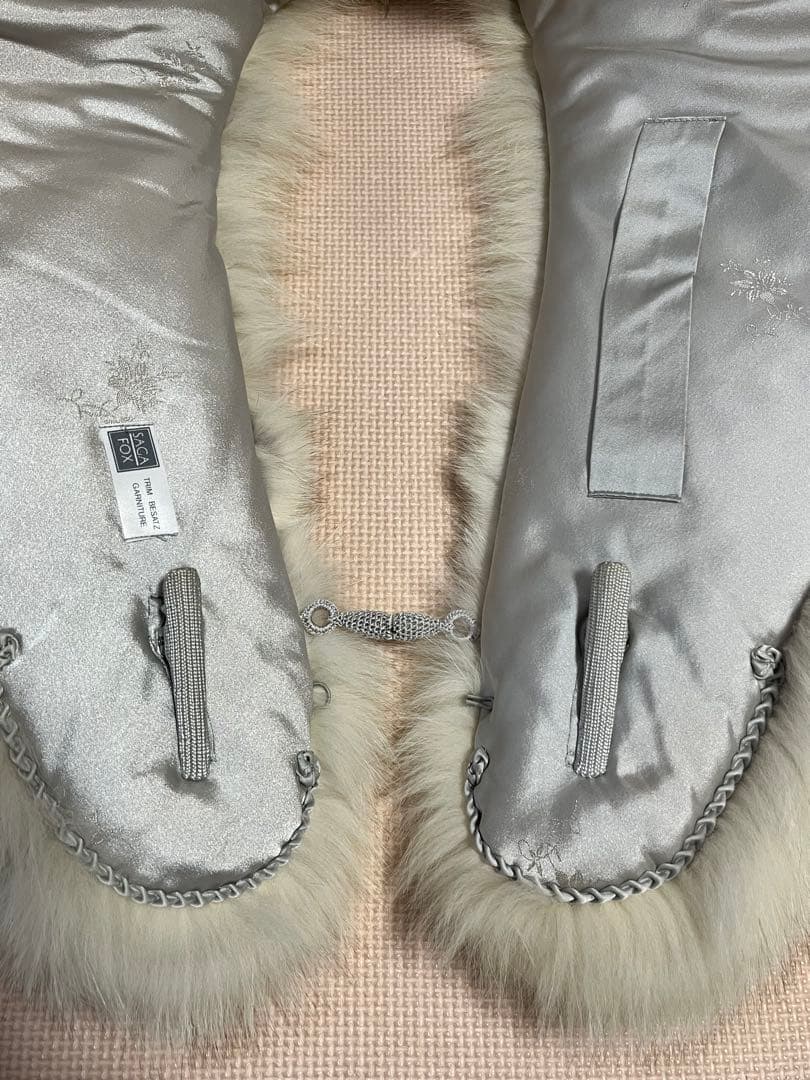 【美品】SAGA FOX 成人式ファー ロングショール