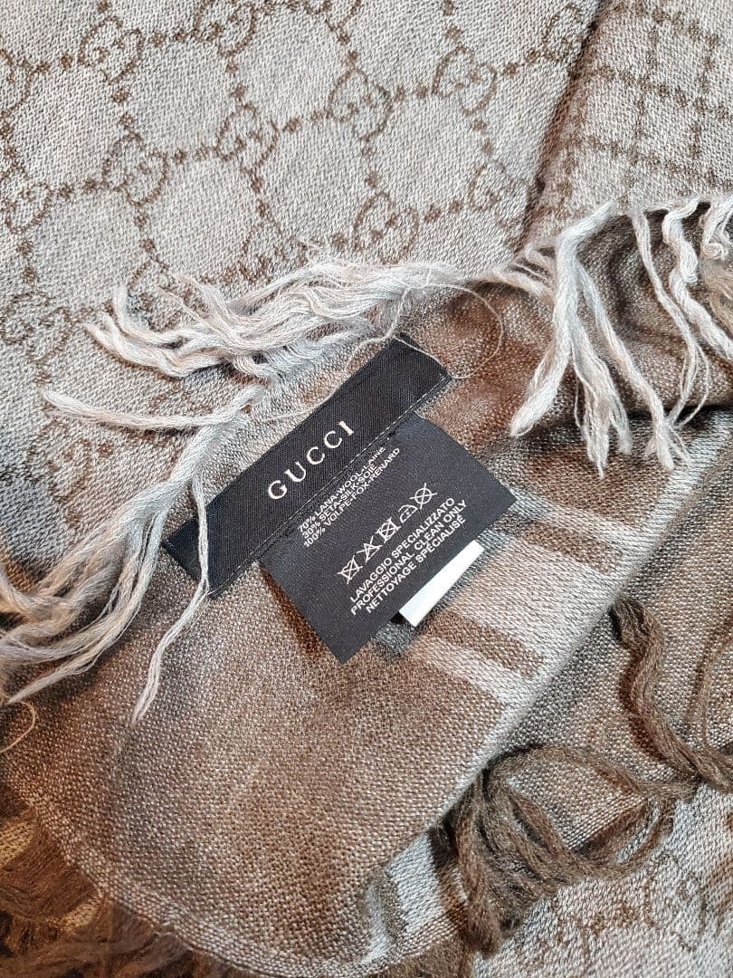 【美品】GUCCI　グッチ　大判ストール　ショール　フォックスファー