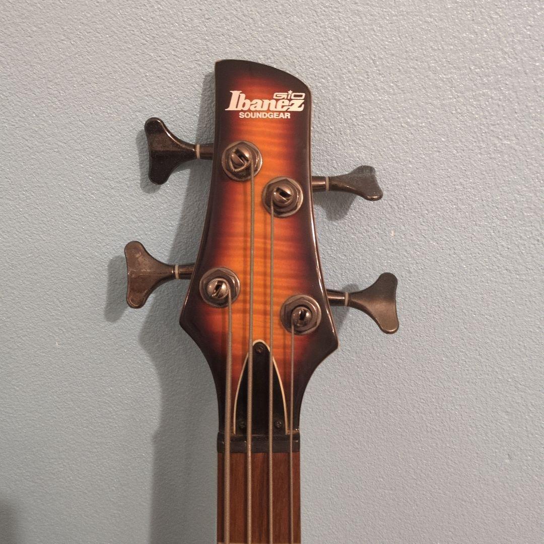 ボ*ス様 Ibanez Soundgear GIO 4弦エレキベース サンバース