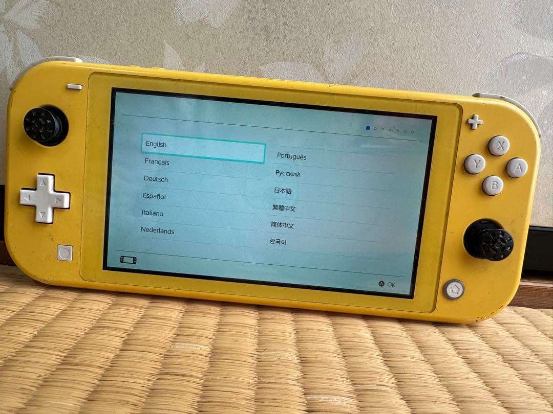 Nintendo Switch Liteイエロ 本体 動作OK 右スティックズレ