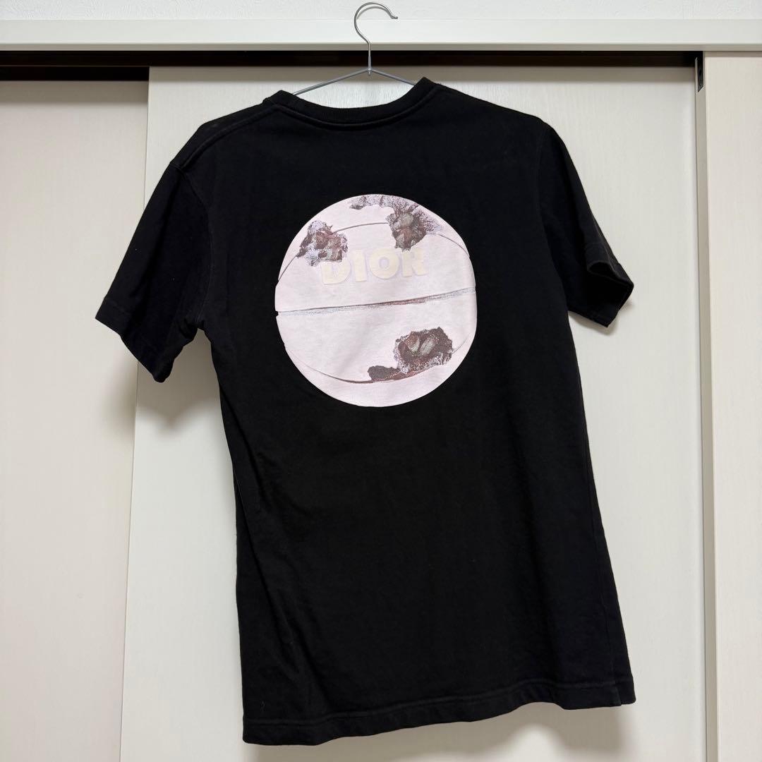 Dior x Daniel ArshamコラボレーションTシャツ