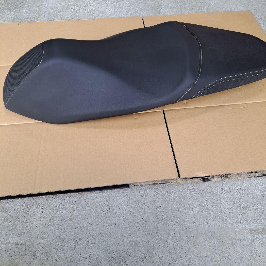 ホンダPCX125 JF81　純正シート