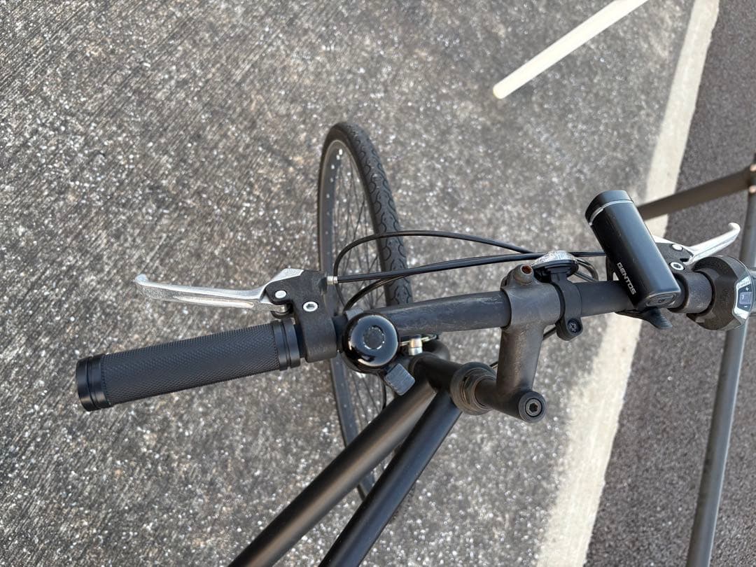 クロスバイク　黒　27インチ　整備済み　引渡しのみ