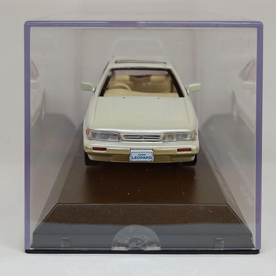 京商 日産 レパード アルティマ V30 ホワイト 1/43 あぶない刑事 新品