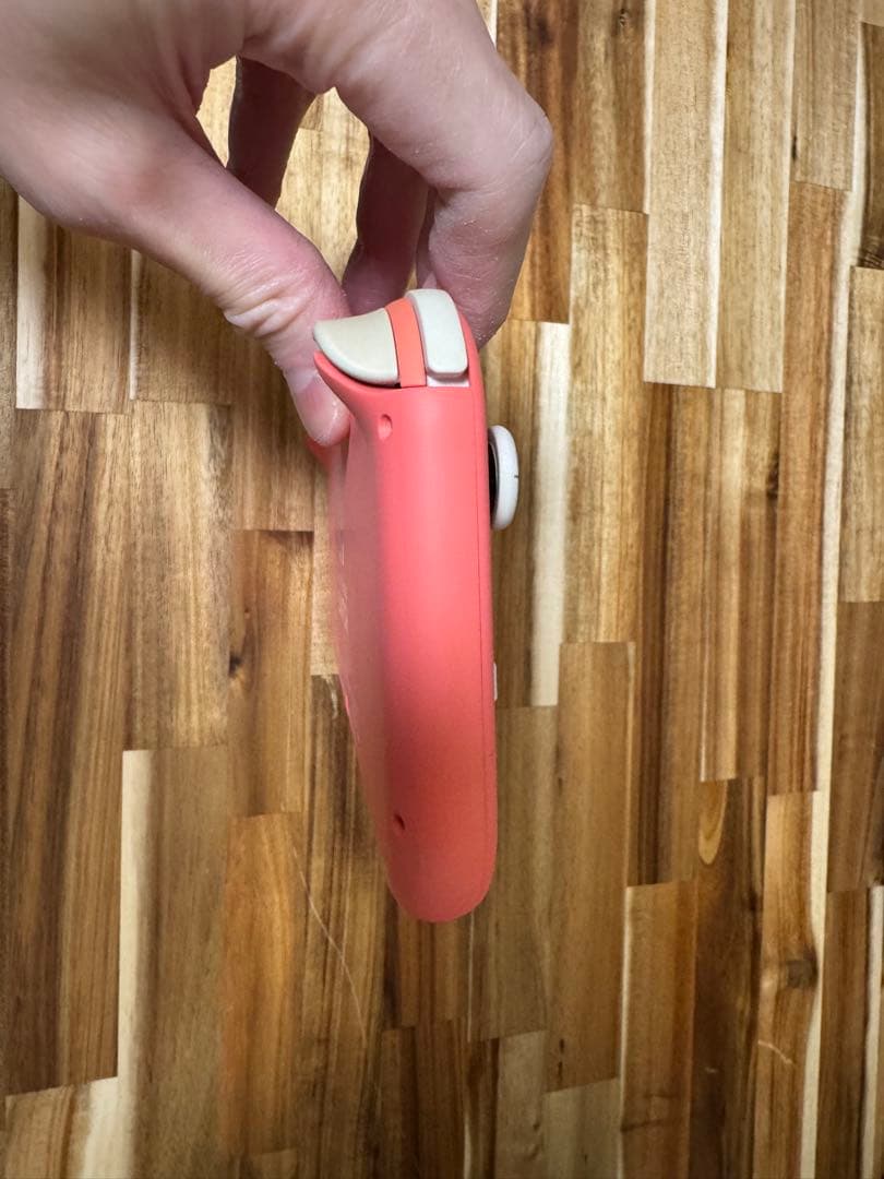 Nintendo Switch Lite コーラル（ピンク）