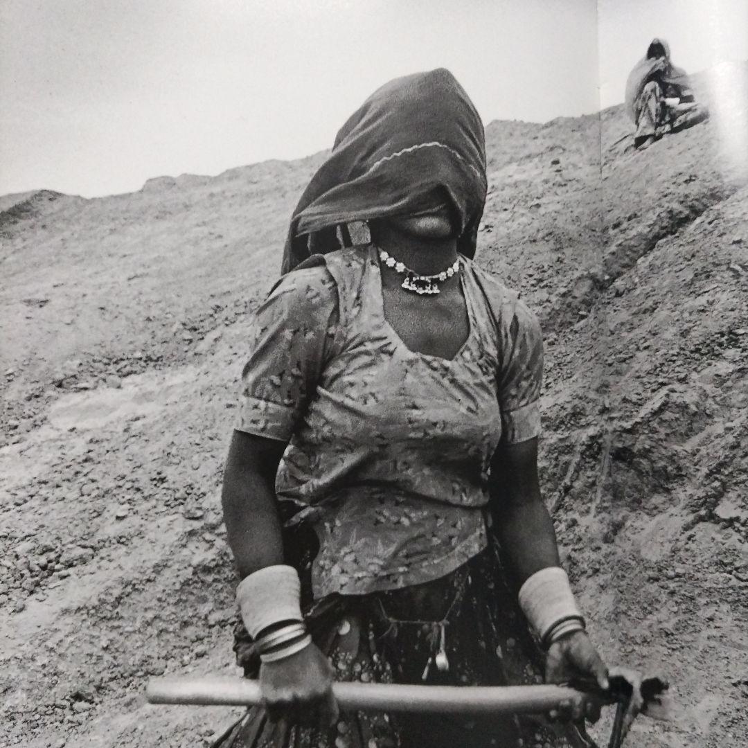 WORKERS セバスチャン・サルガド　SEBASTIÀO SALGADO