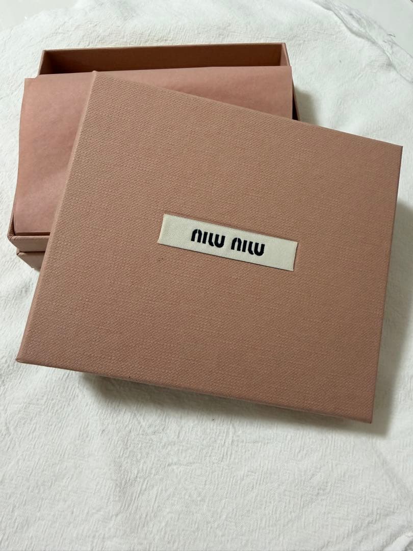 Miu Miu ブルー 二つ折り財布