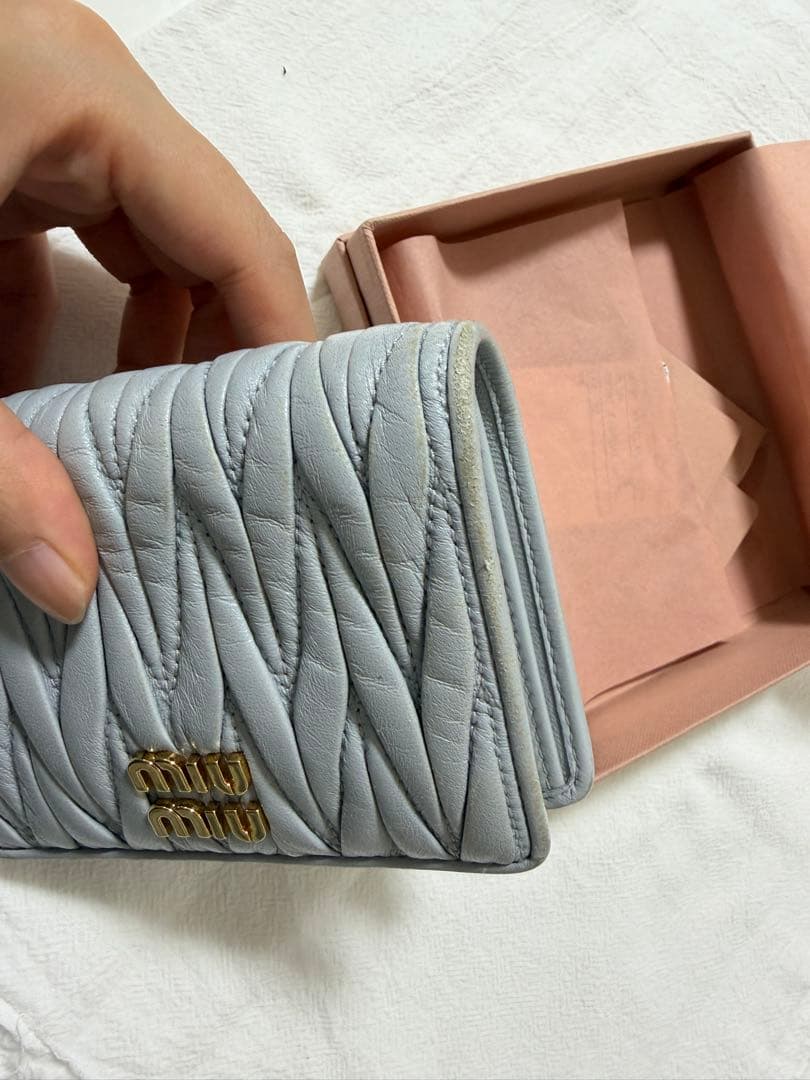 Miu Miu ブルー 二つ折り財布