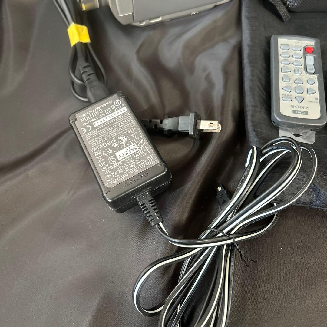 SONY ソニー ハンディカム DCR-DVD505 中古品