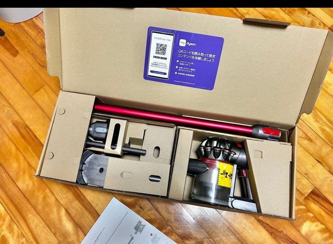 稼働中＆本日限り充電器付きＬＥＤノズル付V8 純正Slimスティッククリーナー
