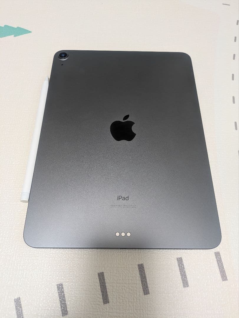 iPad Air (第4世代) 本体とキーボードとペンシル
