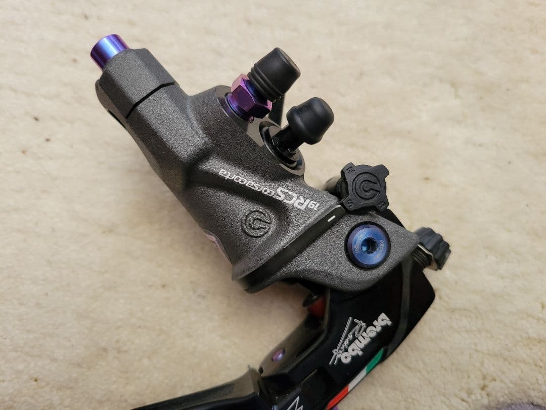 Brembo 19RCS Corsa Corta ブレーキマスターシリンダー
