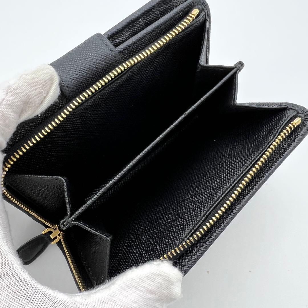 【極美品】 PRADA 二つ折り財布 サフィアーノ ロゴゴールド 1ML225