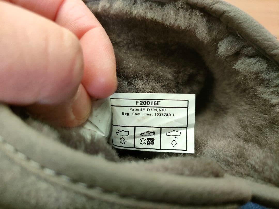 【即出荷可／美品】UGG ショートムートンブーツ F20016E 25㎝ グレー